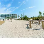 Polanki Aqua Premium - Bezplatny Parking Baseny Sauny Bawialnia Silownia * Kołobrzeg