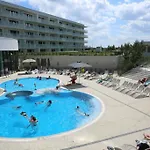 Polanki Aqua Premium - Bezplatny Parking Baseny Sauny Bawialnia Silownia